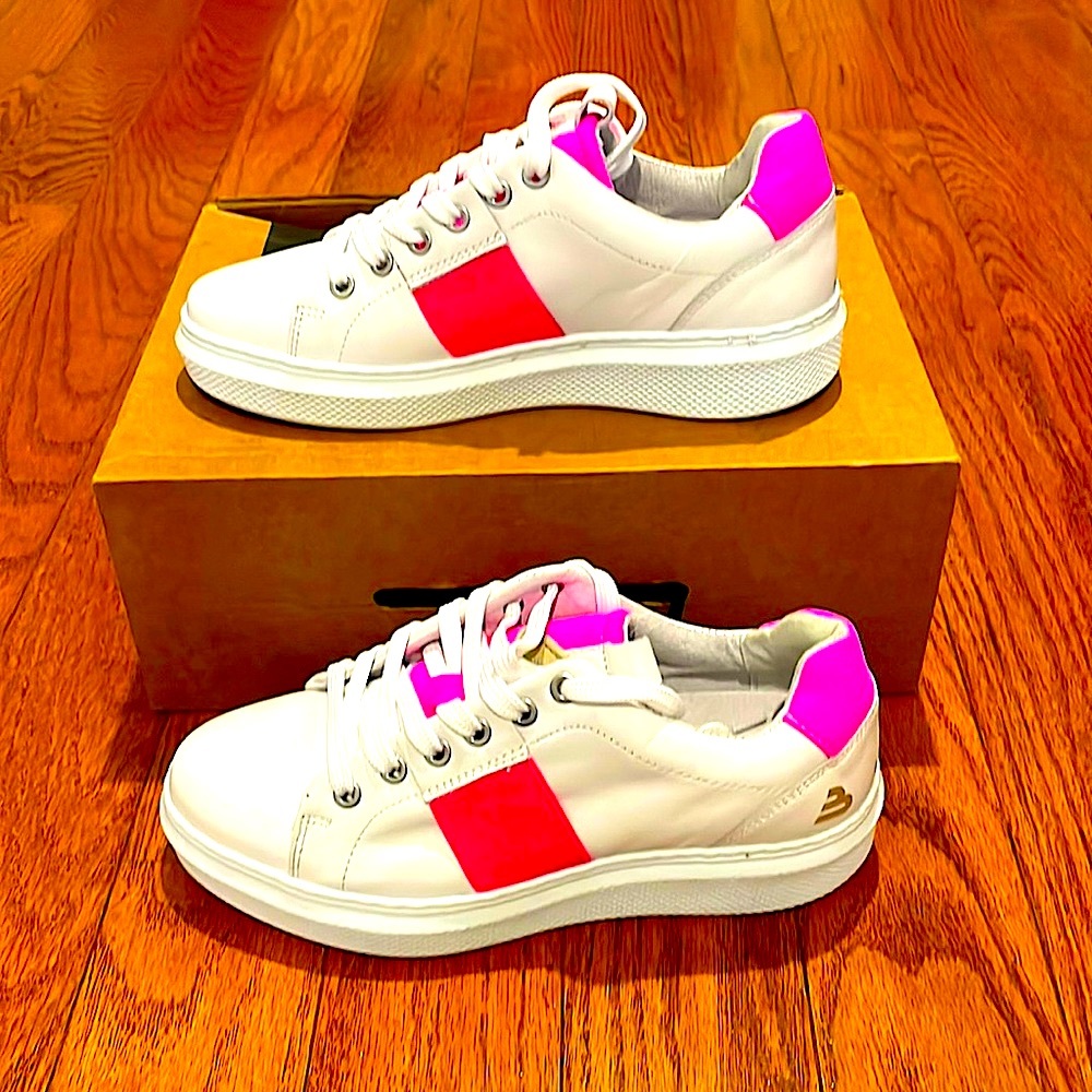 Women’s Bull Boxer Shoes